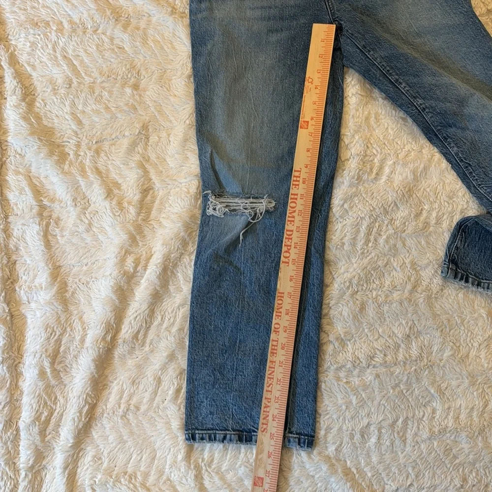 LOFT size 2 | 26 High Waisted Straight Leg Jeans | Distressed Knee - Picture 7 of 7